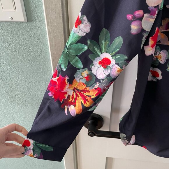 EShakti Women's Floral Button Down Shirt - Picture 7 of 7